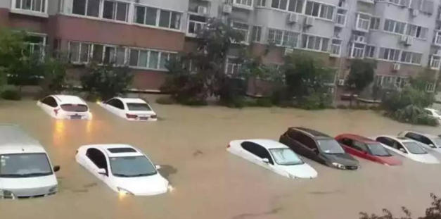 成都報(bào)廢汽車(chē)回收講解泡水車(chē)報(bào)廢的原因
